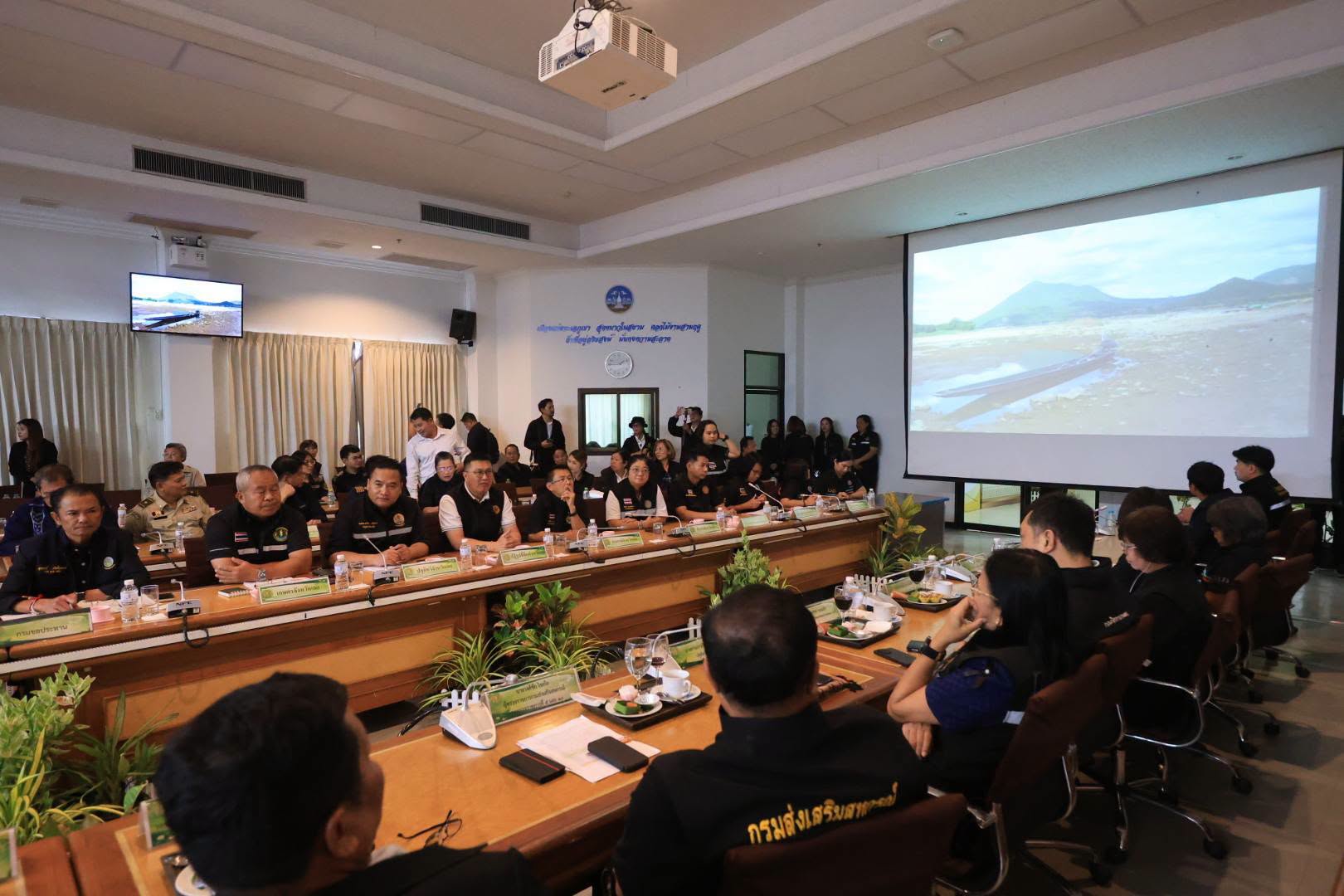 title - ส.ป.ก. ร่วมติดตาม คณะรัฐมนตรีว่าการกระทรวงเกษตรและสหกรณ์ ตรวจราชการพื้นที่จังหวัดเลย